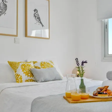 Phaedrus Living: Seaside Luxury Flat Lighthouse 67