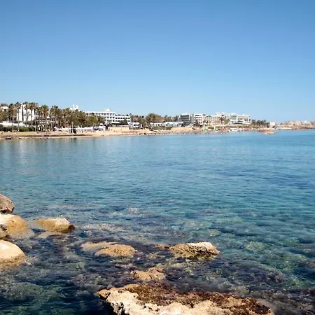 Phaedrus Living: Seaside Luxury Flat Lighthouse 67 Διαμέρισμα