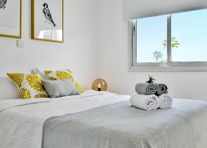 Phaedrus Living: Seaside Luxury Flat Lighthouse 67 Apartman